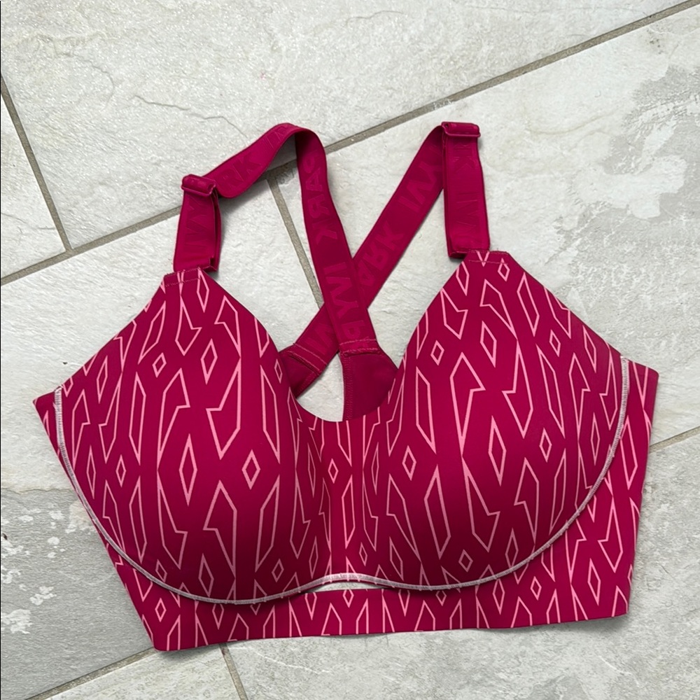 Stylish Pink Geometric Women's Bra